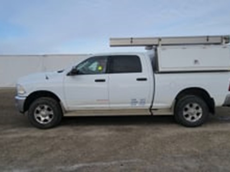 2018-dodge-2500-image-5