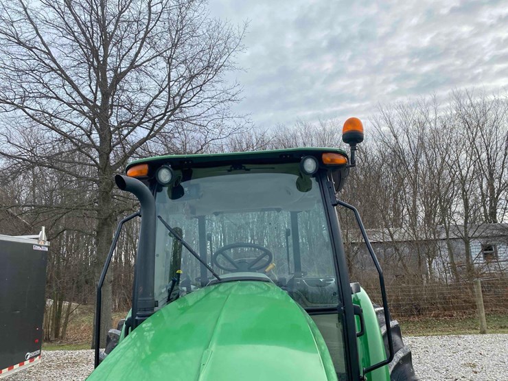 2013-john-deere-5085m-image-38