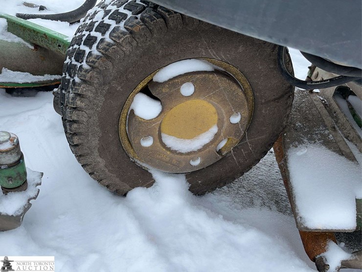 2013-john-deere-7400-image-18