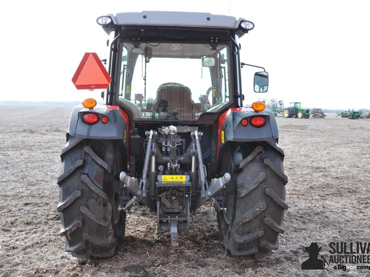 2016-massey-ferguson-4708-image-6