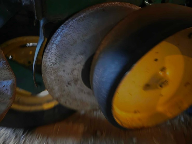 john-deere-7000-image-11