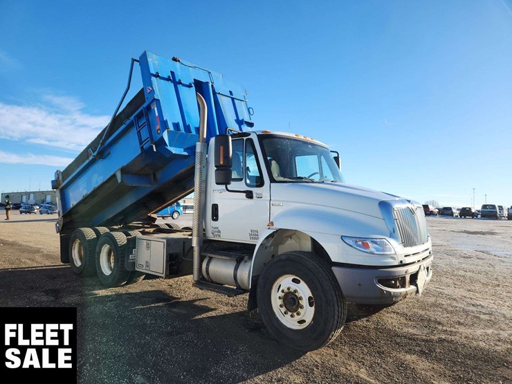 2009-international-durastar-4400-image-31