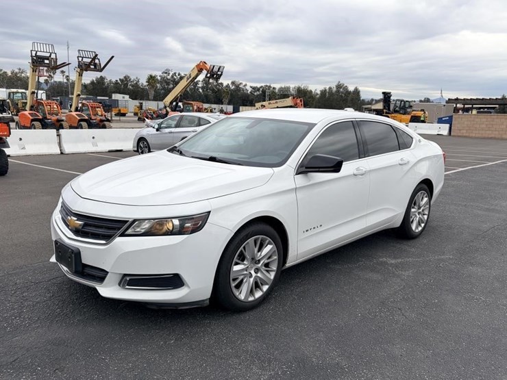 2019-chevrolet-impala-sedan-image-1