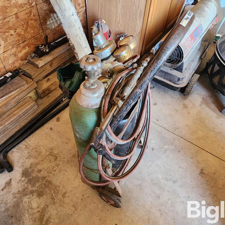 Cutting Torch W/Tanks