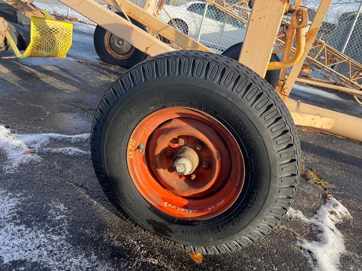 #2251-•-portable-conveyer-lift-image-12