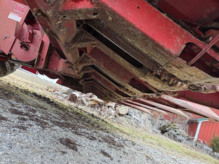 case-ih-1063-image-16