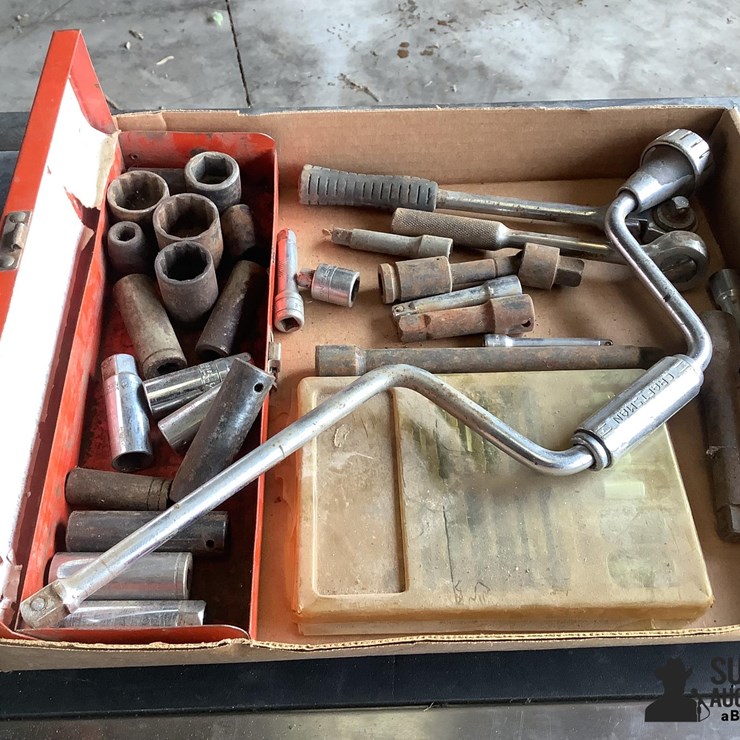 Assorted Rachets & Sockets