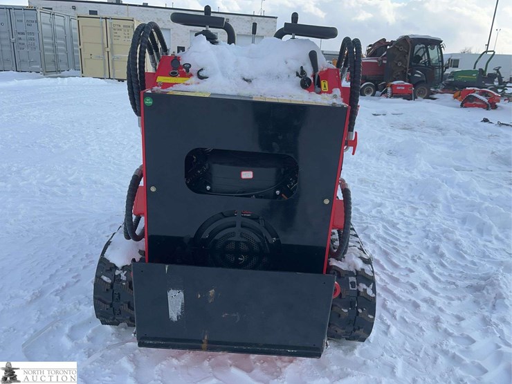 2026-unused-captok-ck380c-tracked-mini-skid-steer-image-5