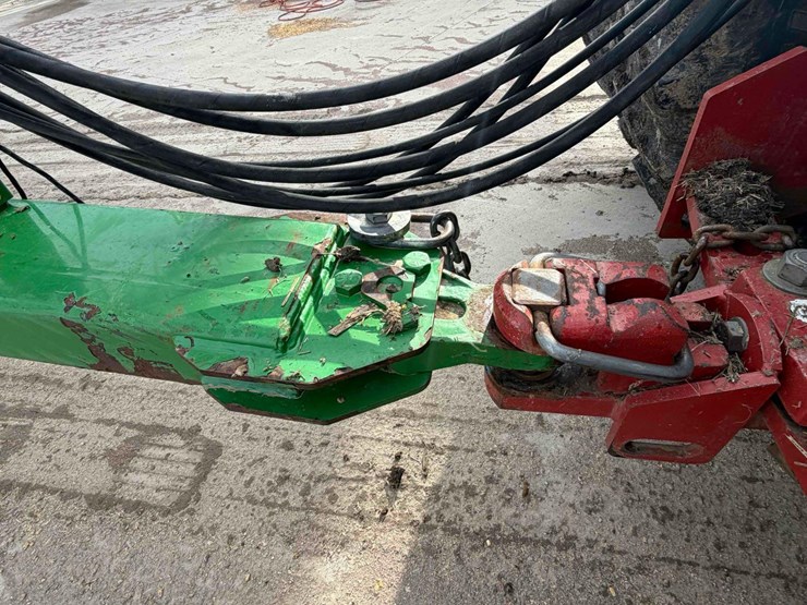 2013-john-deere-2623vt-image-6