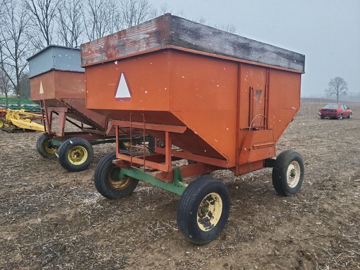 hopper-wagon-w/running-gear-image-3