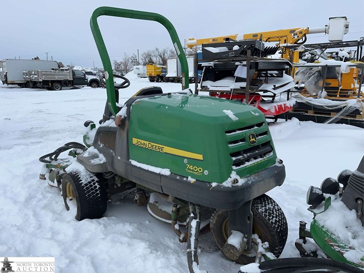 2013-john-deere-7400-image-6