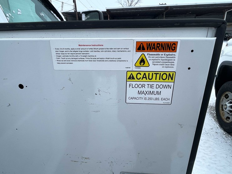 2017-chevrolet-2500-image-67