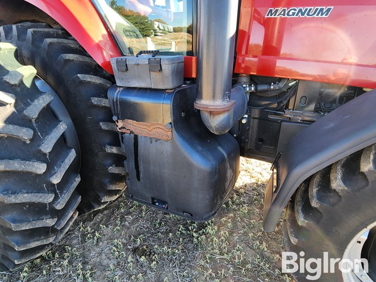 2011-case-ih-magnum-245-image-12