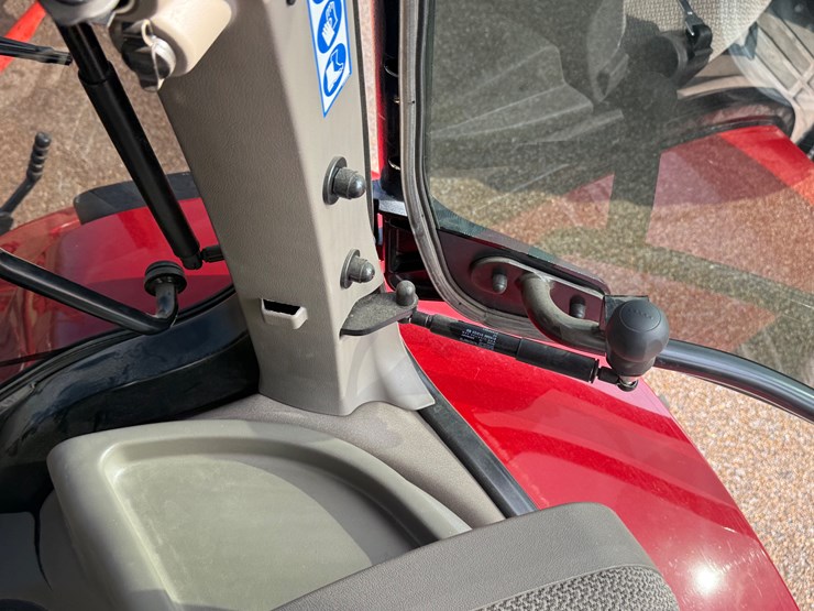 case-ih-145-image-64