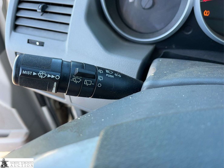 2008-dodge-grand-caravan-se-image-23