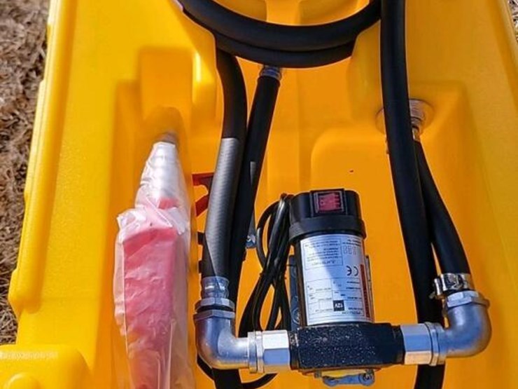 plastic-rectangular-fuel-tank-w/-12v-pump-image-2