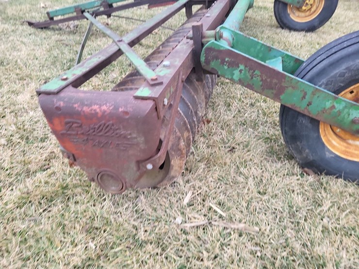 brillion-cultipacker-w/transport-wheels-image-18