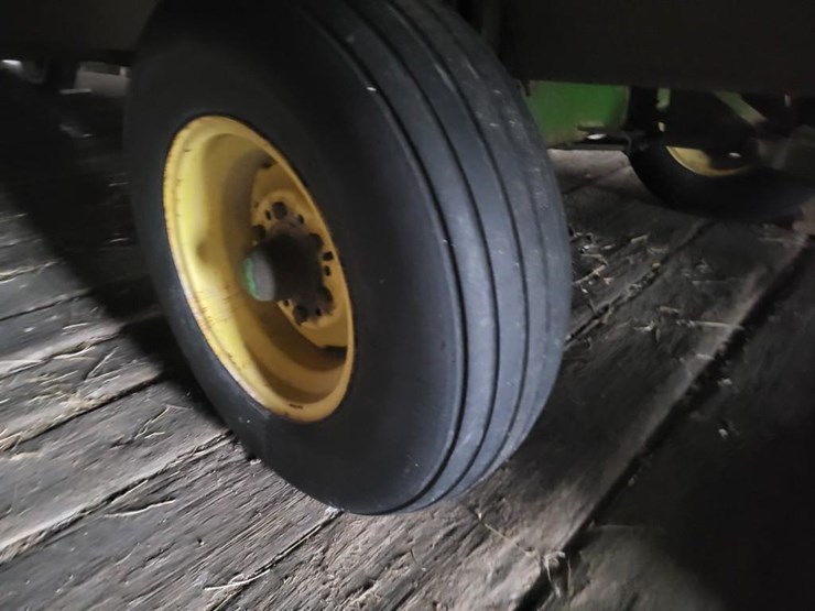 john-deere-1065-image-15