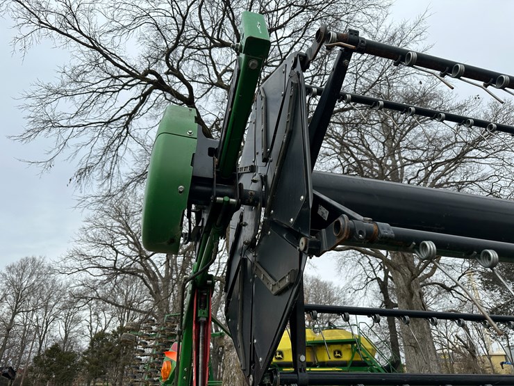 2017-john-deere-630fd-image-41