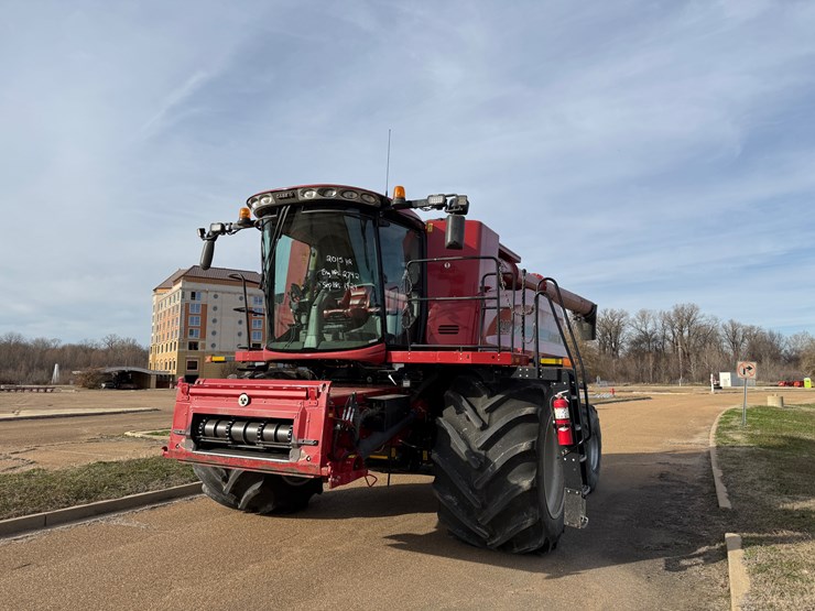 2015-case-ih-7240-image-5