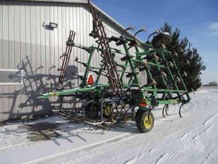 2001-john-deere-980-image-3
