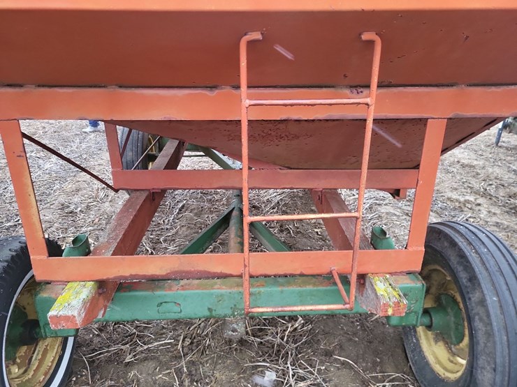 hopper-wagon-w/running-gear-image-15