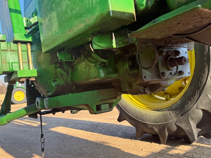 john-deere-4020-image-34