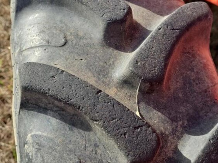 2015-kubota-la1154-image-5