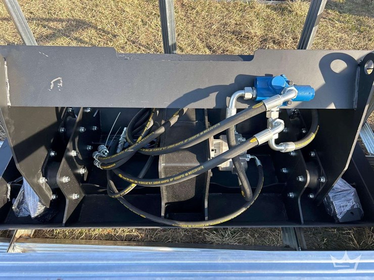 2025-pabreak-hydraulic-vibratory-plate-compactor-skid-steer-attachment-image-5