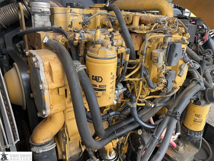 2012-caterpillar-tl943-image-8