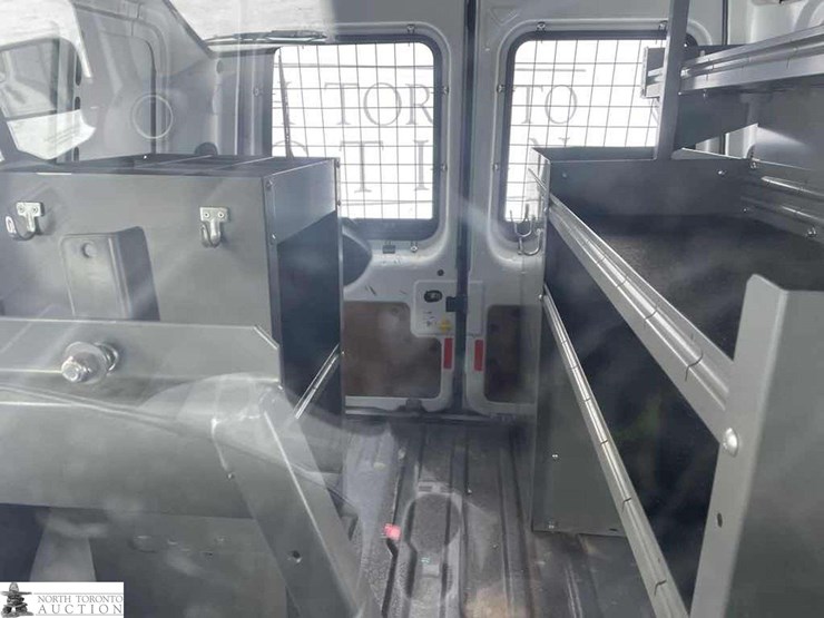 2012-ford-transit-connect-image-28