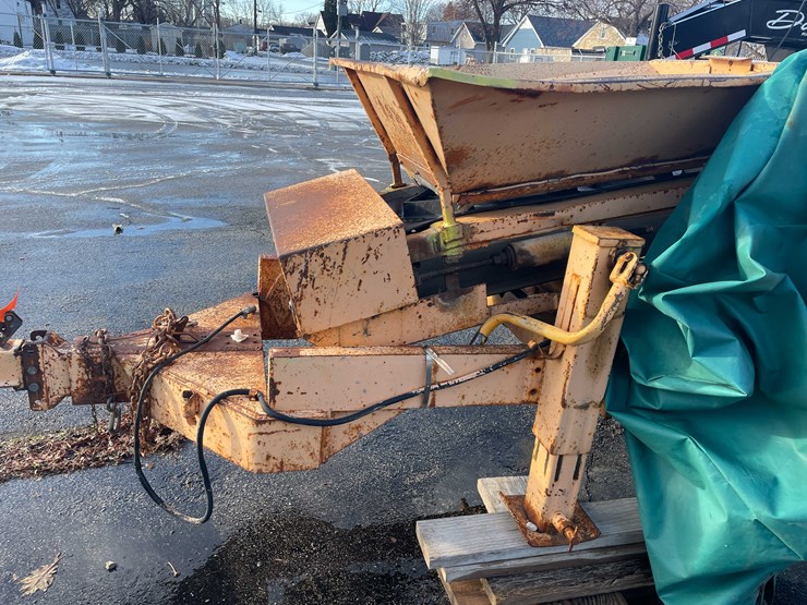 #2251-•-portable-conveyer-lift-image-20