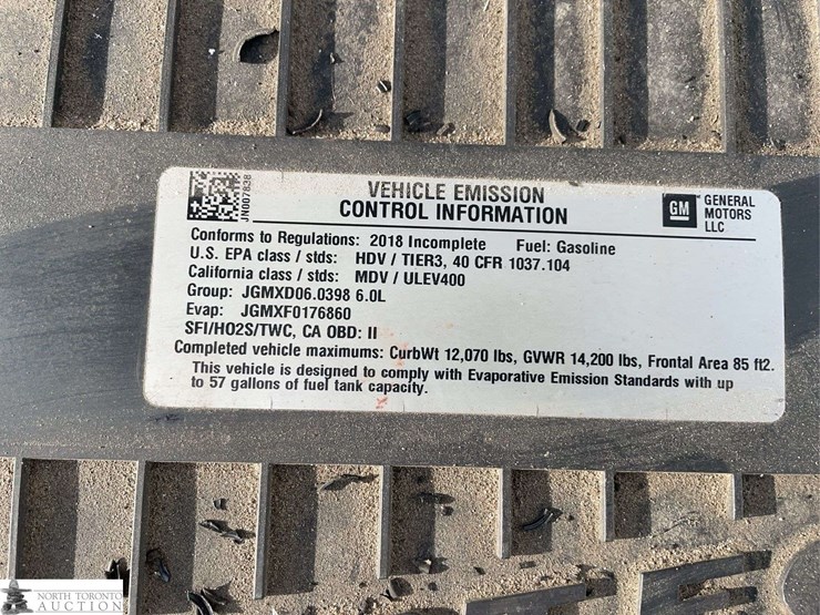 2018-chevrolet-express-dual-rear-wheel-cab-&-chassis-image-10