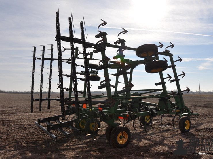 john-deere-2200-image-4