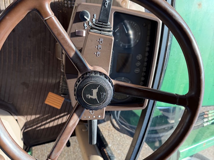 john-deere-6410-image-10