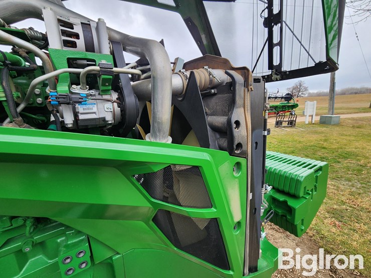 2022-john-deere-8rt-410-image-10