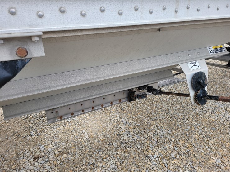 2001-wilson-hopper-bottom-image-7