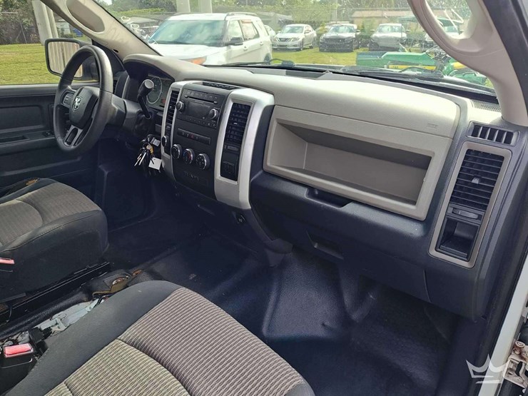 2012-dodge-ram-1500-image-23