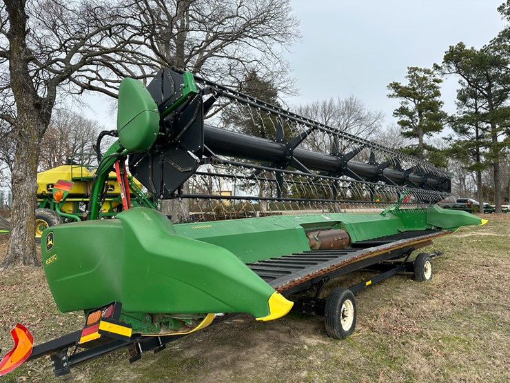 2017-john-deere-630fd-image-3