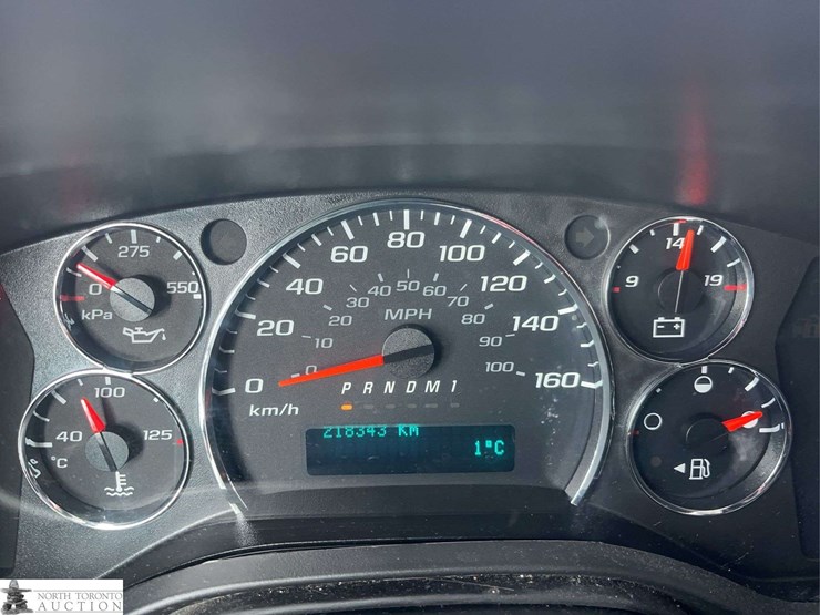 2016-chevrolet-express-s/a-ambulance-image-19