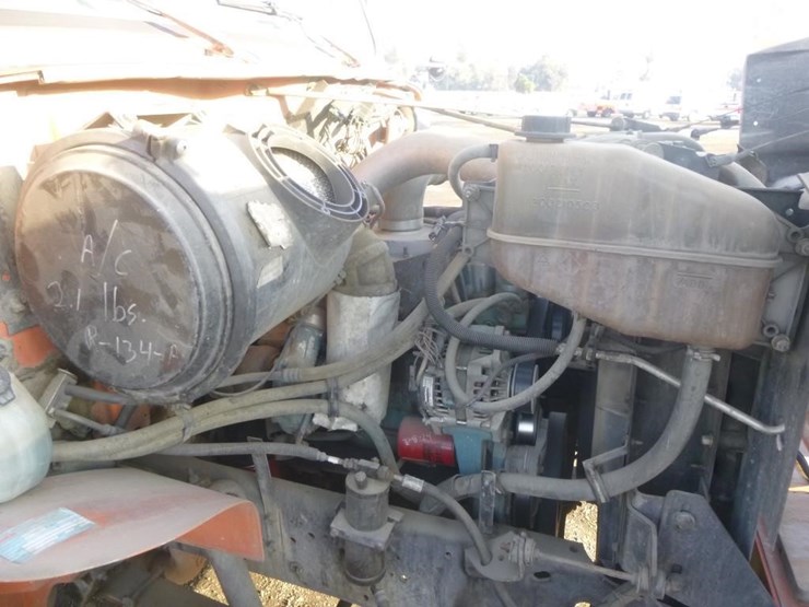 2001-international-4900-image-29