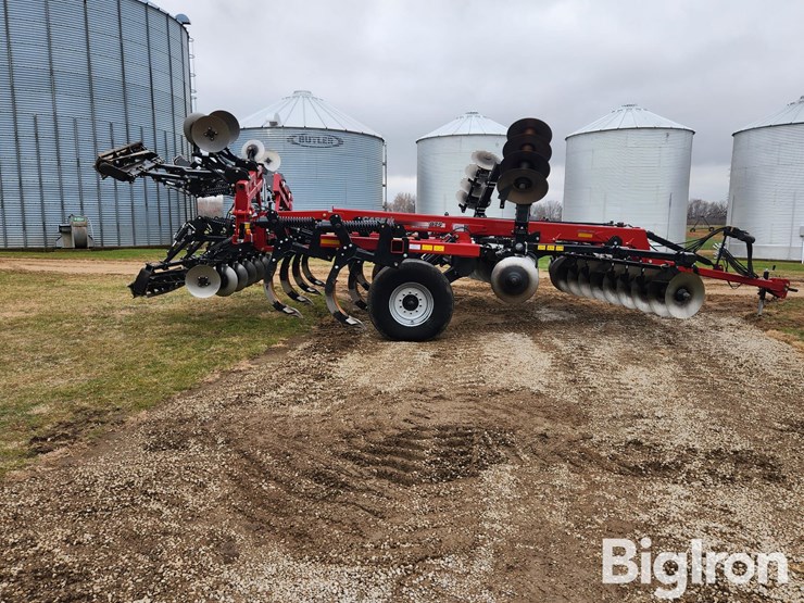 2022-case-ih-2022-image-4