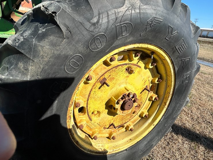 john-deere-4230-image-7