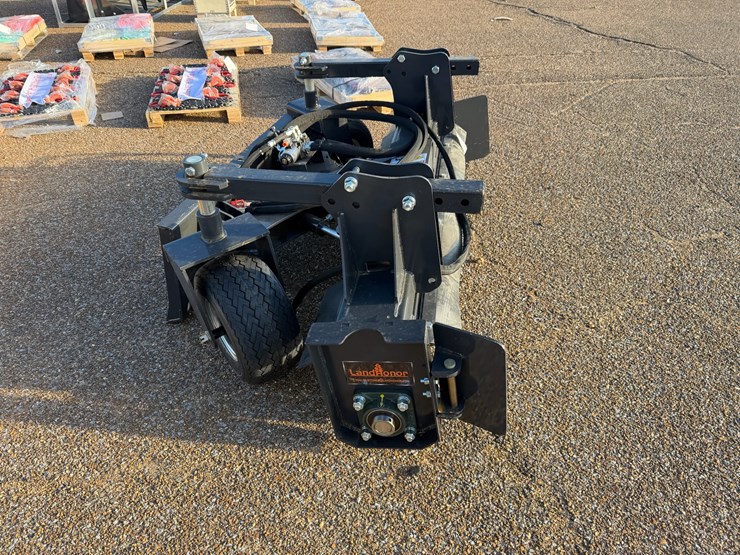 #7904-•-72"-skid-steer-power-rake-image-4