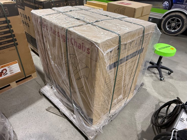 #33688-•-unused-high-end-massage-chair-image-4