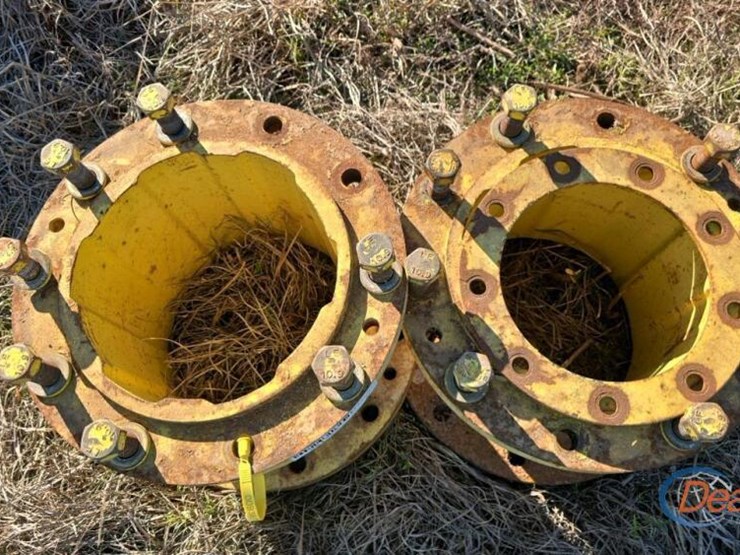 (2)-john-deere-extension-hubs-image-2