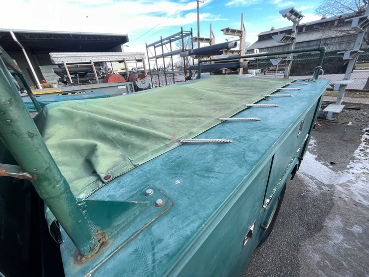 2011-chevrolet-1500-image-44