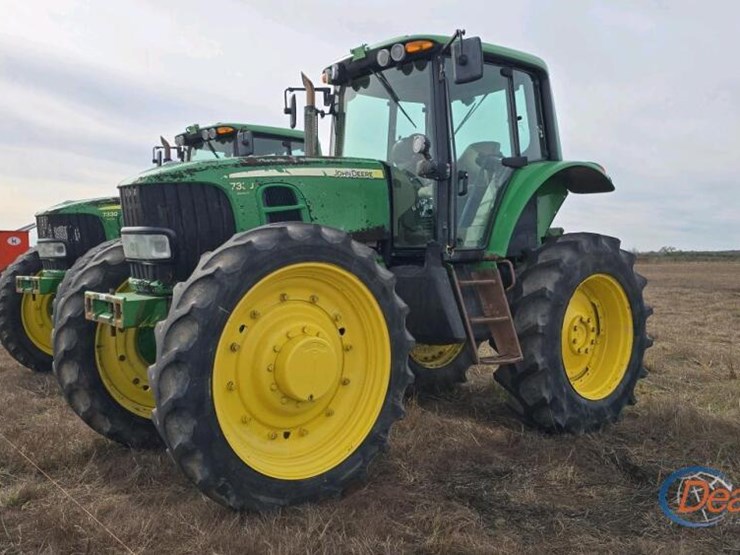 2007-john-deere-7330-image-37