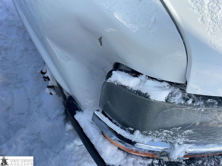 2018-chevrolet-express-dual-rear-wheel-cab-&-chassis-image-42