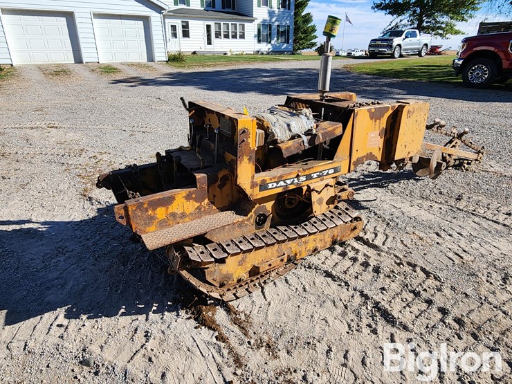 davis-t-78-crawler-trencher-image-5